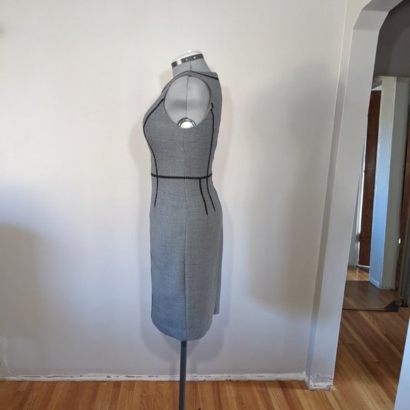 Size 8, Grey, Club Monaco Business Dress - Picture 4 of 4